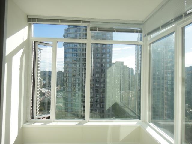 2008 888 Homer Street