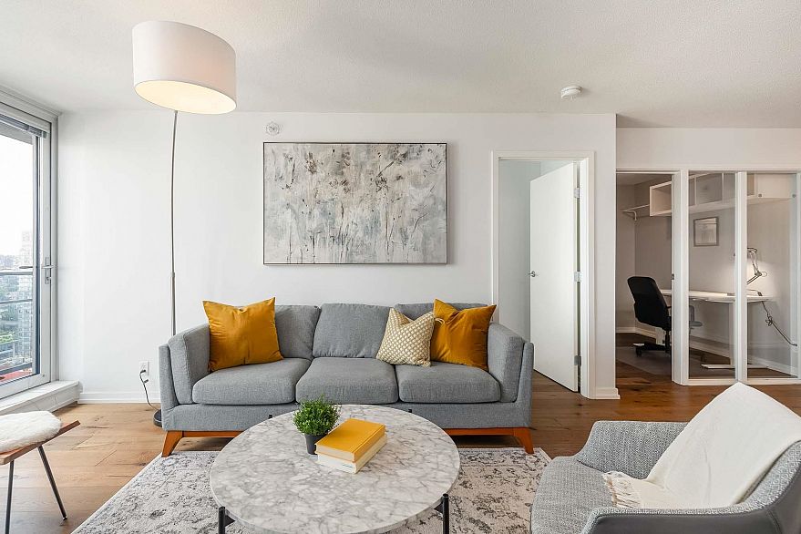 2311 788 Hamilton Street