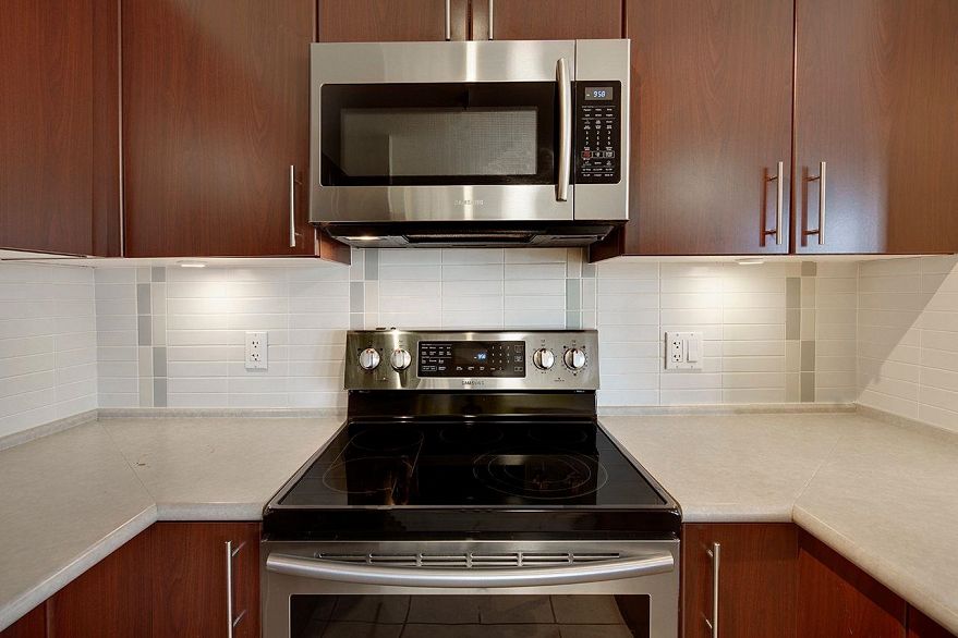 401 7088 Mont Royal Square