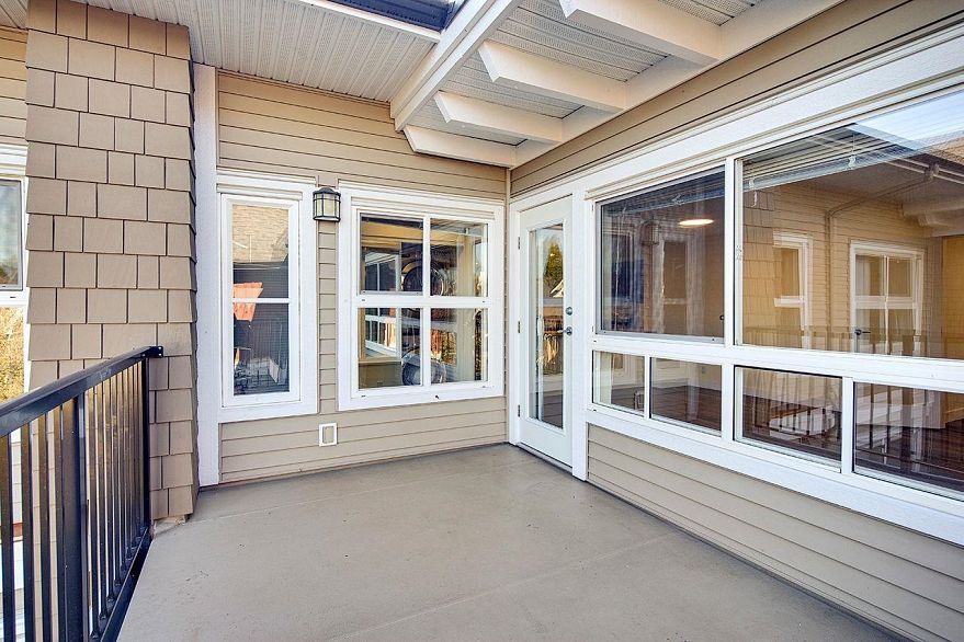 401 7088 Mont Royal Square