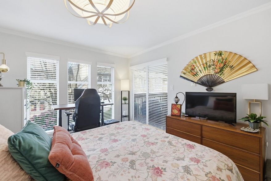 W206 639 W 14th Avenue