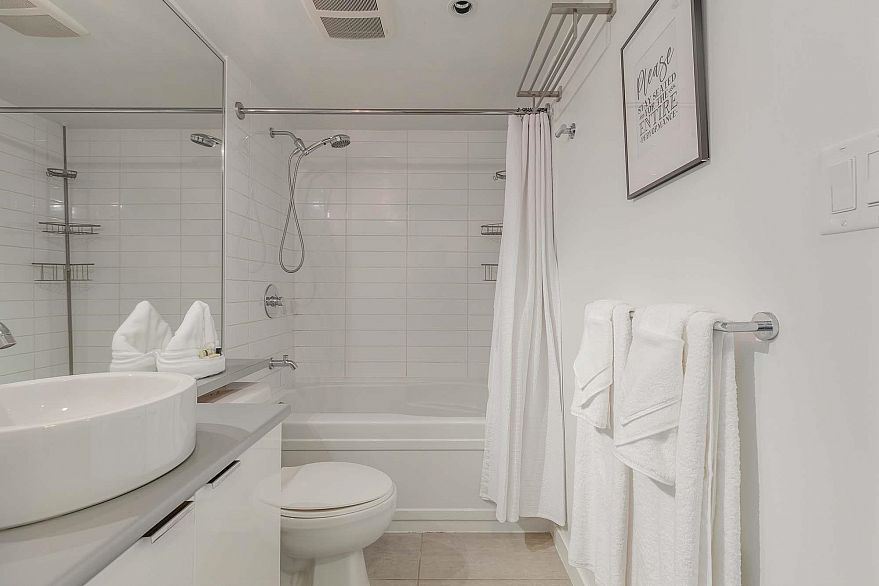 2311 788 Hamilton Street