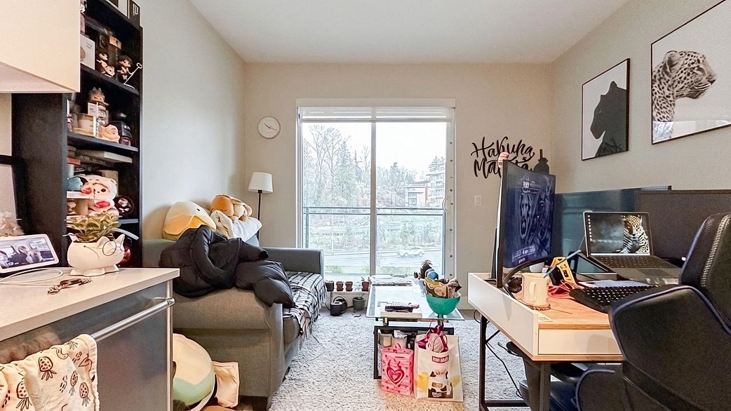 301 3588 Sawmill Crescent