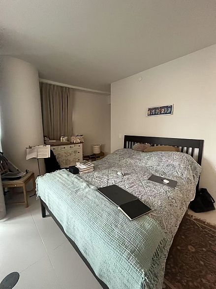 1603 1033 Nelson Street