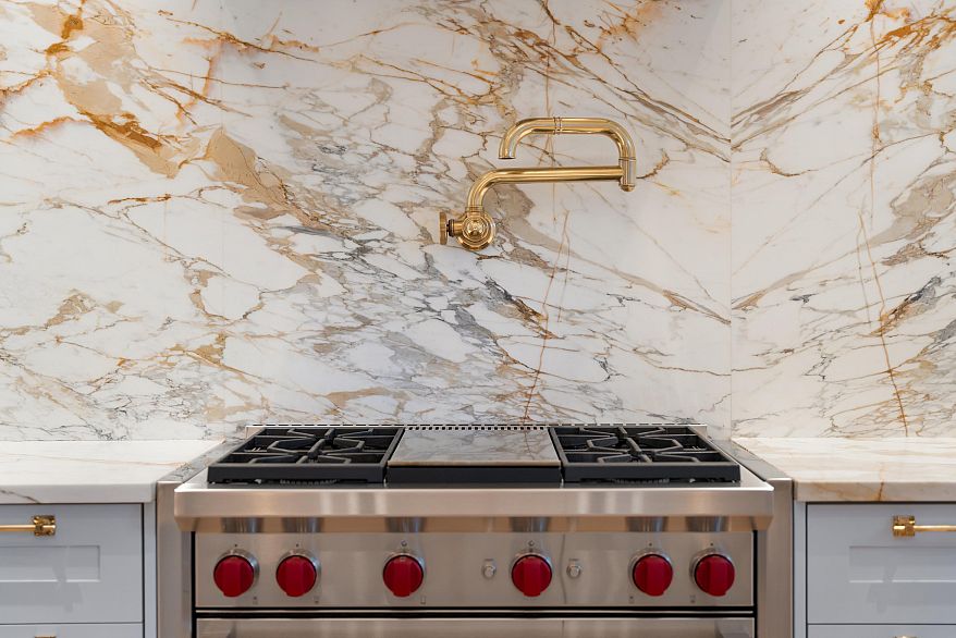 1973 Creelman Avenue