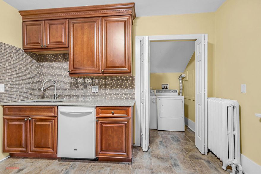 1488 W 33RD AVENUE, Vancouver BC V6M 1A5