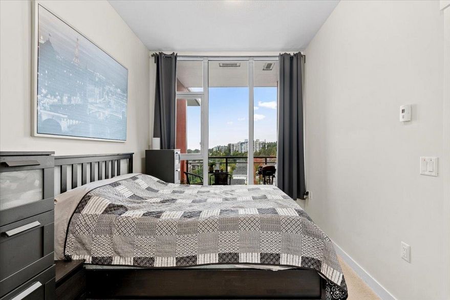 1106 3281 E Kent Avenue North