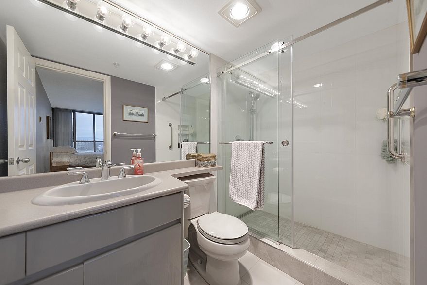 1904 1188 Quebec Street