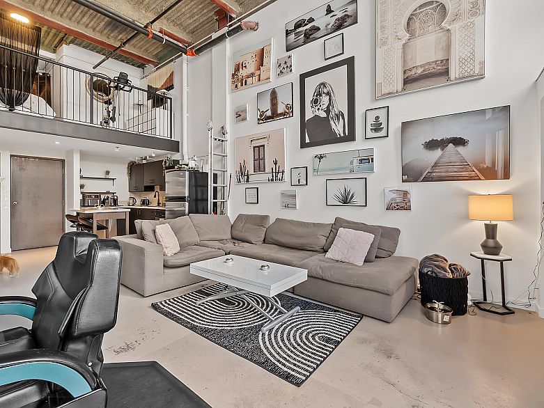 205 234 E 5th Avenue