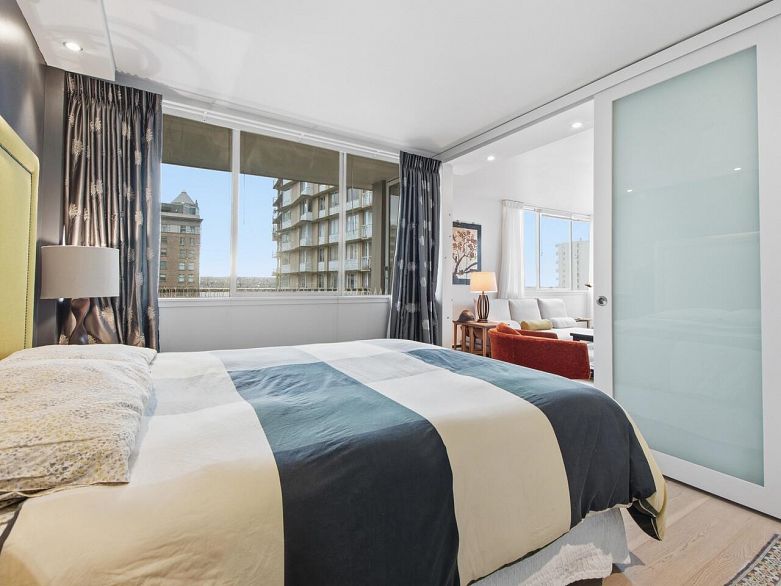 1203 1850 Comox Street