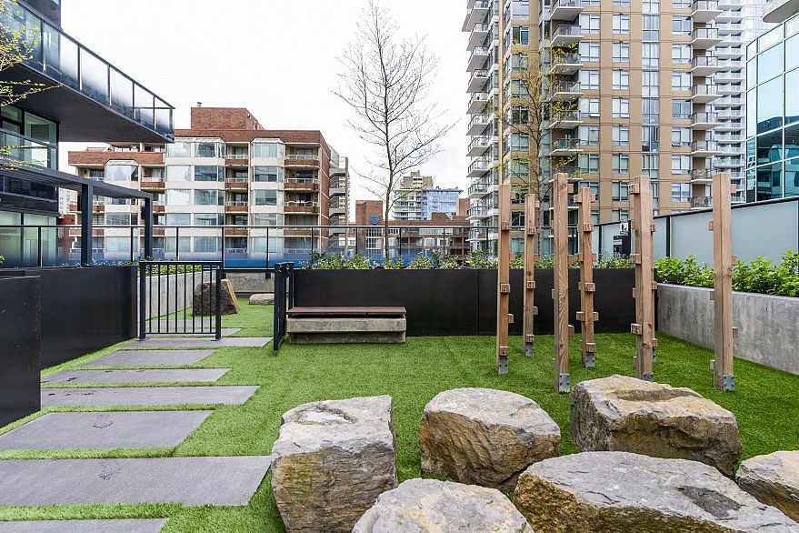 1801 1335 Howe Street