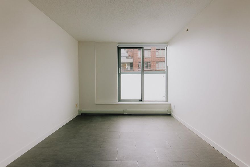 609 66 W Cordova Street