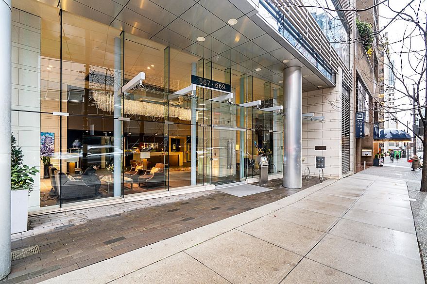 1803 667 Howe Street