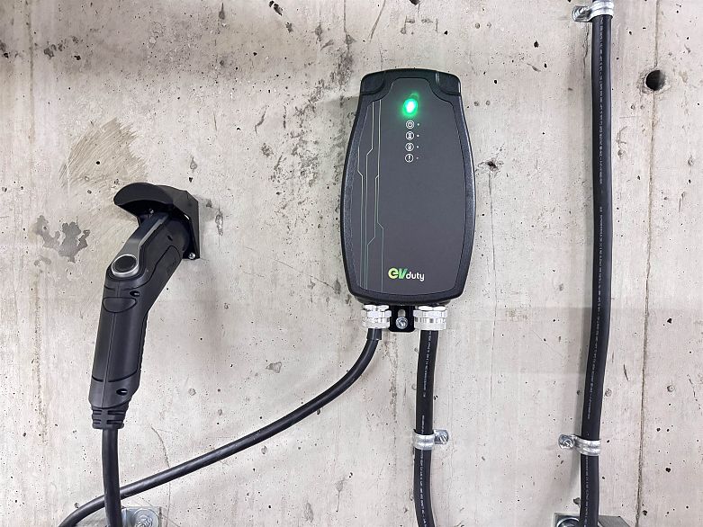 2178 E Kent Avenue South