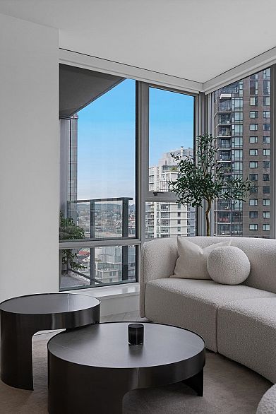 2206 1438 Richards Street