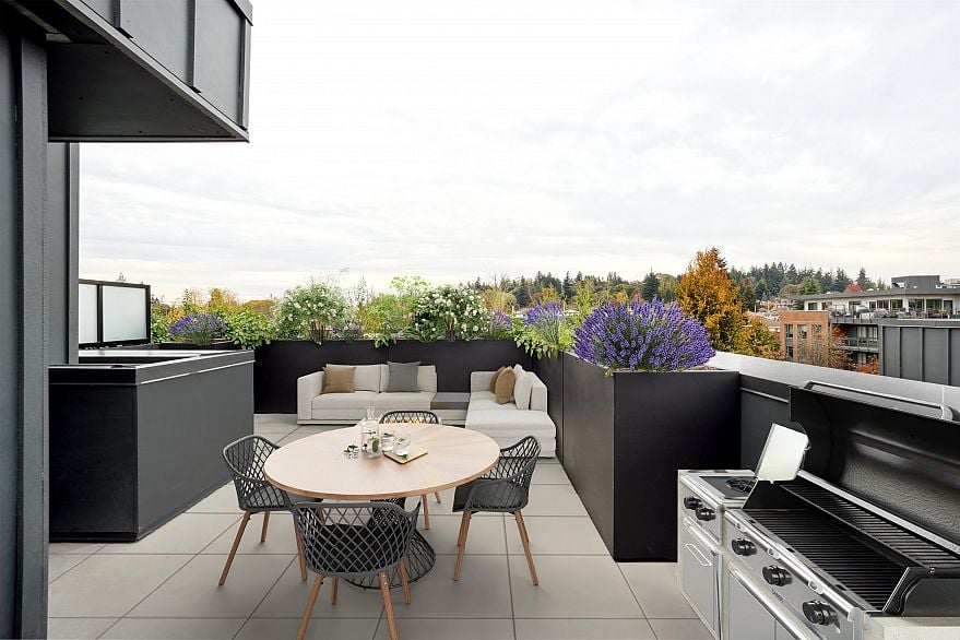 104 157 W King Edward Avenue