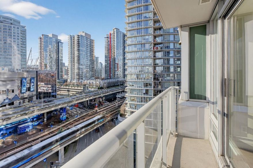 1203 688 ABBOTT STREET, Vancouver BC V6B 0B9