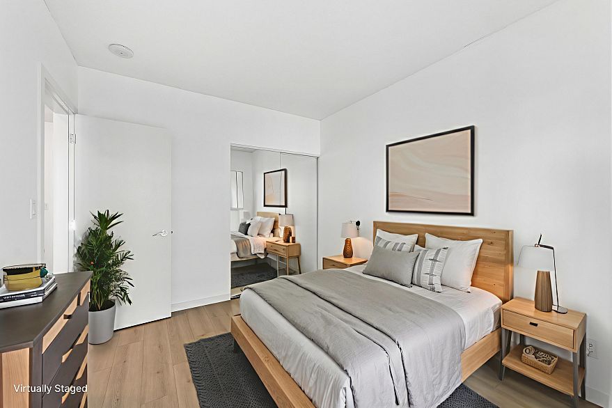 701 1708 Columbia Street