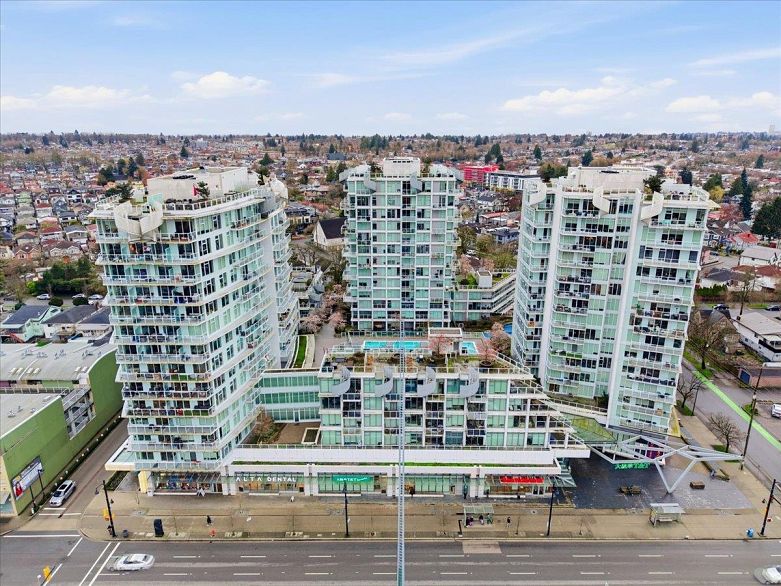 107 2221 E 30th Avenue