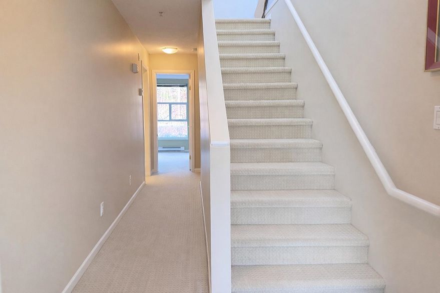 2178 E Kent Avenue South