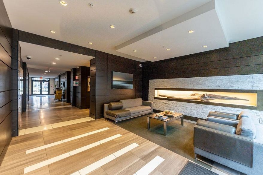 422 3133 Riverwalk Avenue