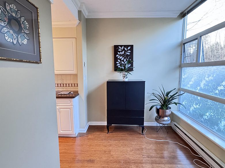 2178 E Kent Avenue South