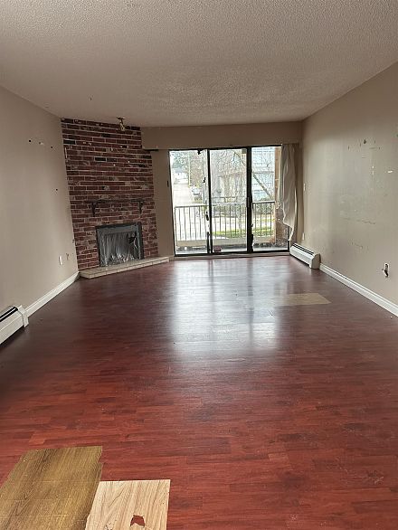 206 2299 E 30th Avenue