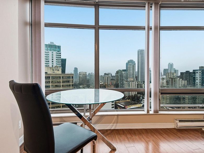 2101 1200 Alberni Street