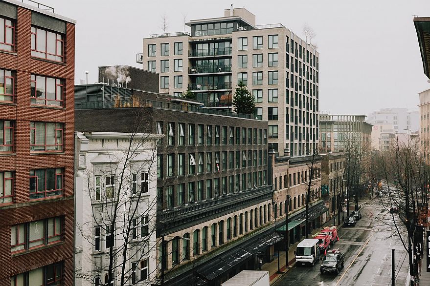 609 66 W Cordova Street