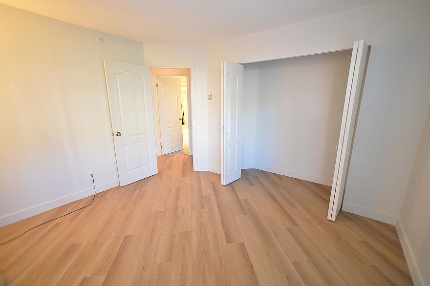 106 3455 Ascot Place