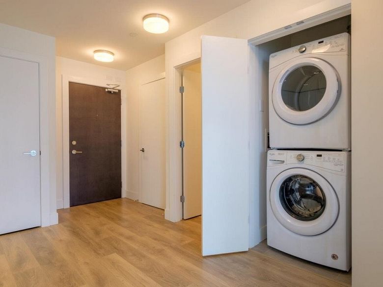 607 3488 Sawmill Crescent