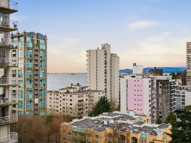 1203 1850 Comox Street