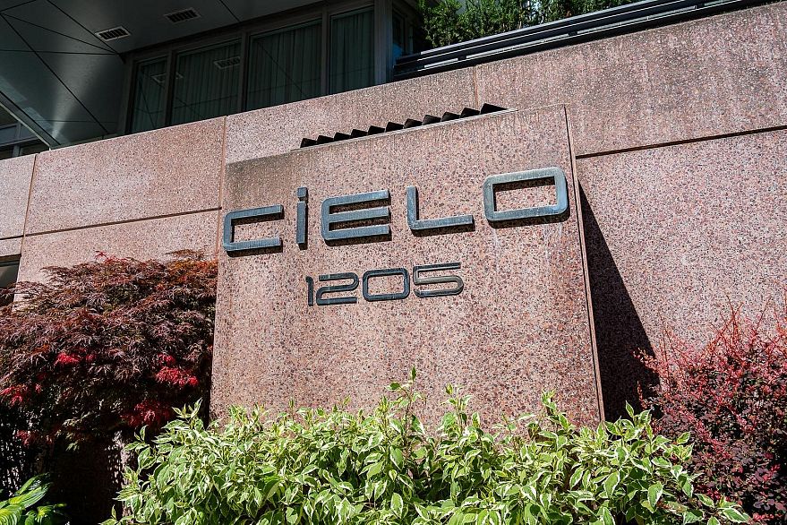 1904 1205 W Hastings Street