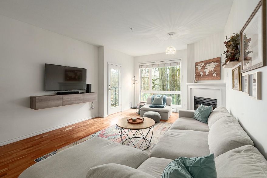 PH2 2577 Willow Street