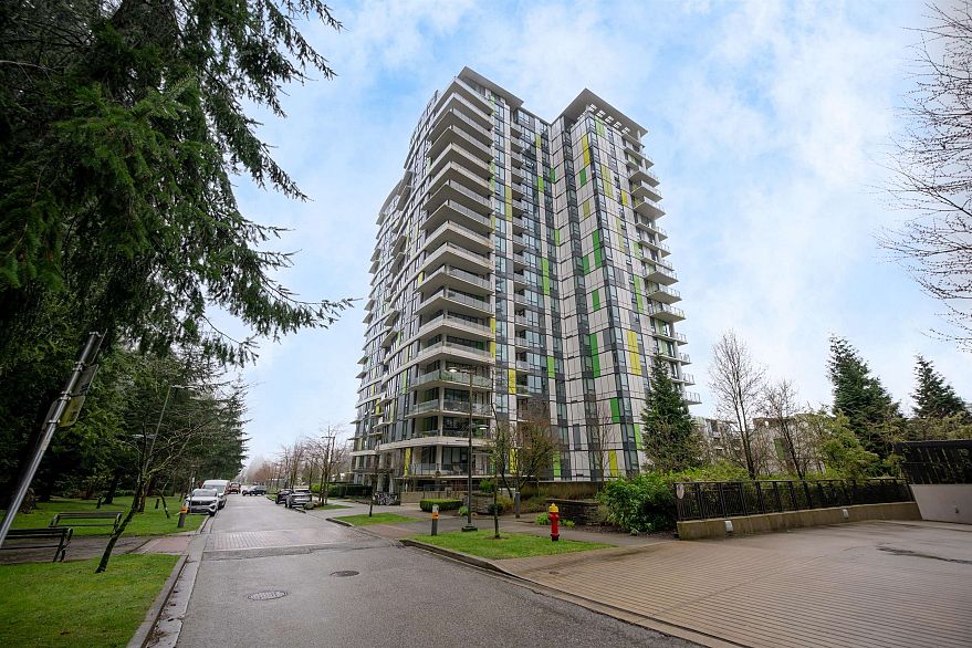 1309 3487 Binning Road