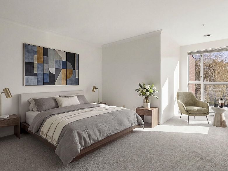 202 1551 Mariner Walk