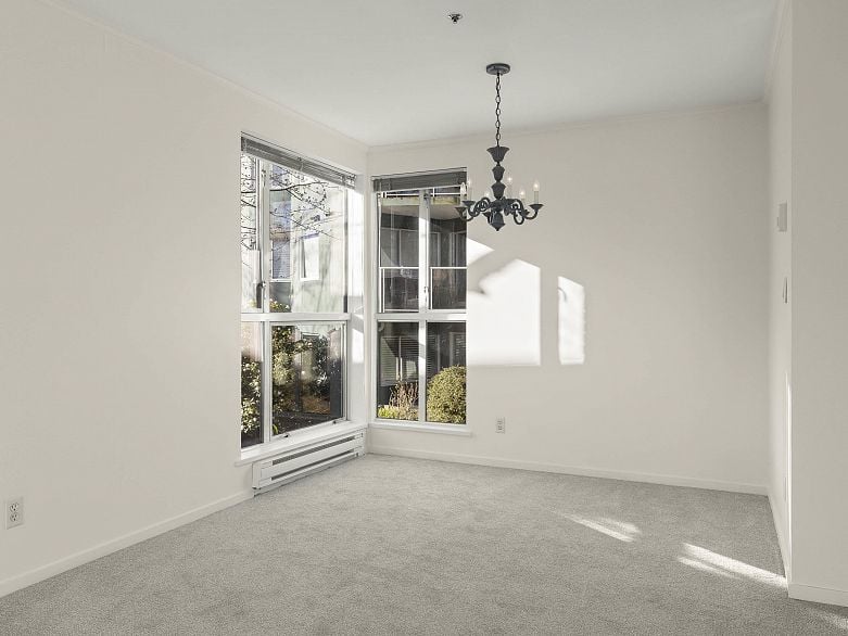 202 1551 Mariner Walk