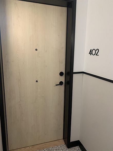 402 2471 St. George Street