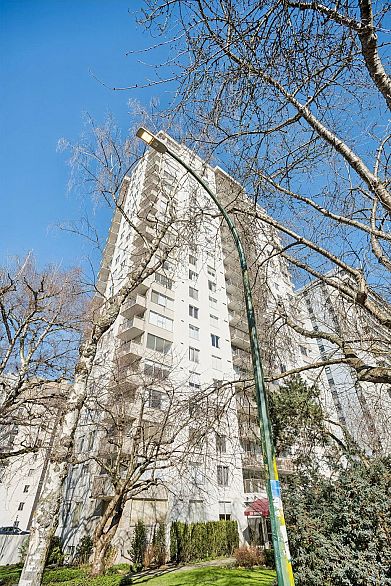 1202 1251 Cardero Street