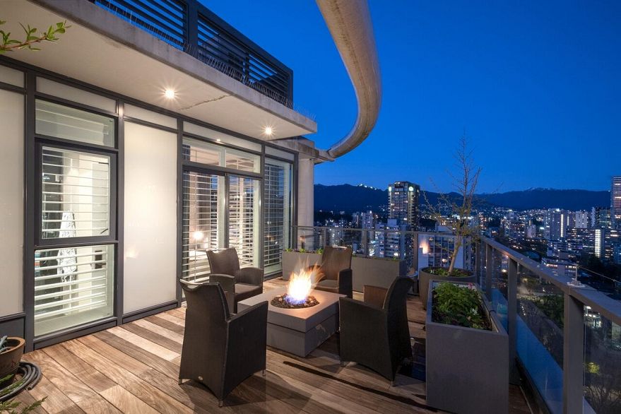 2101 1221 Bidwell Street