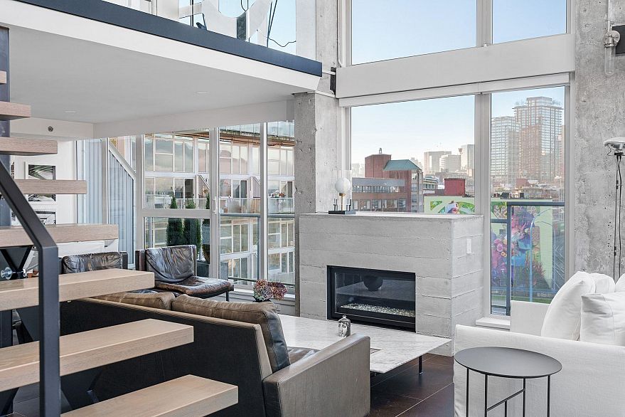 624 289 Alexander Street