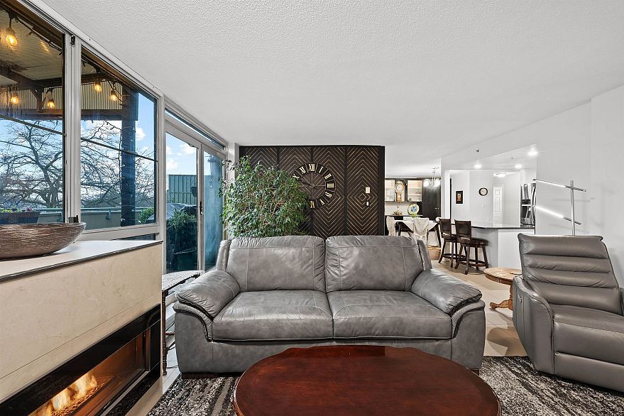 403 1159 Main Street