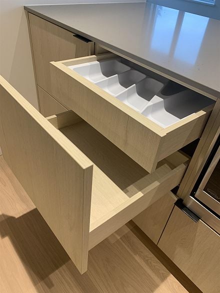 402 2471 St. George Street