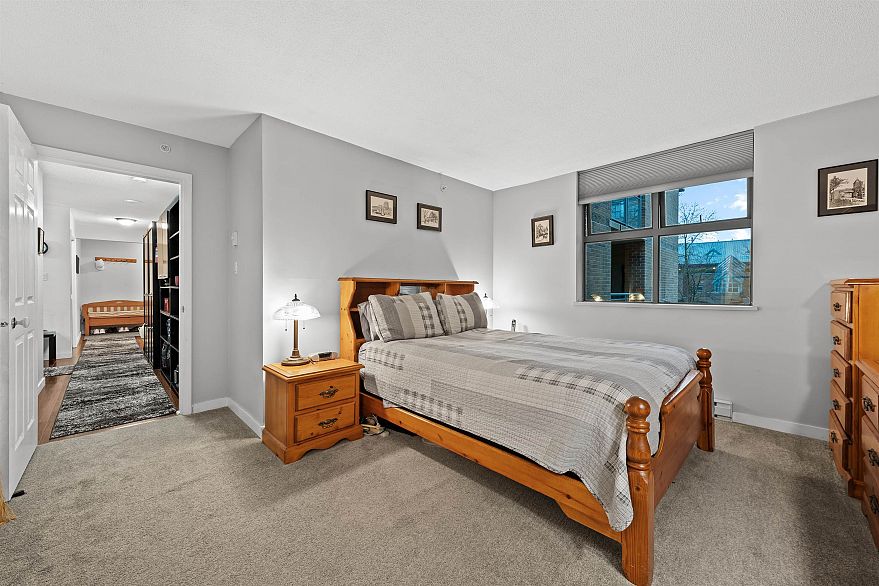 403 1159 Main Street