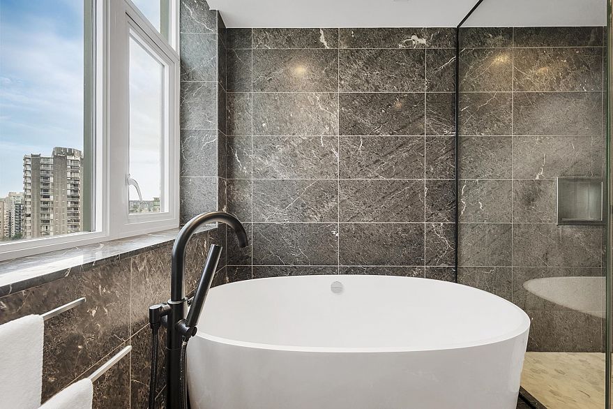 1503 1365 Davie Street