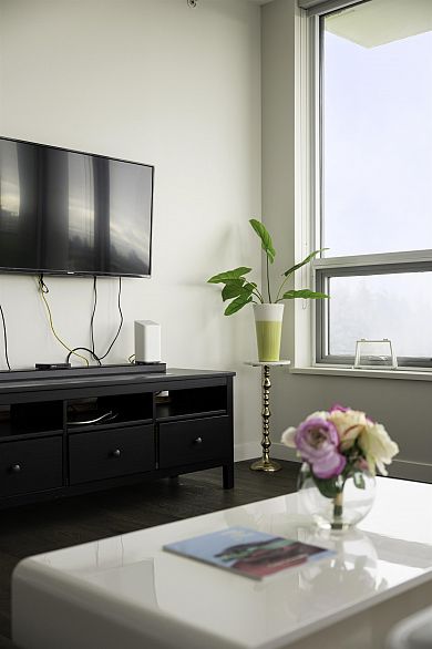 1309 3487 Binning Road