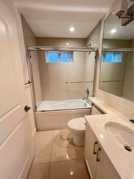 2118 Waverley Avenue