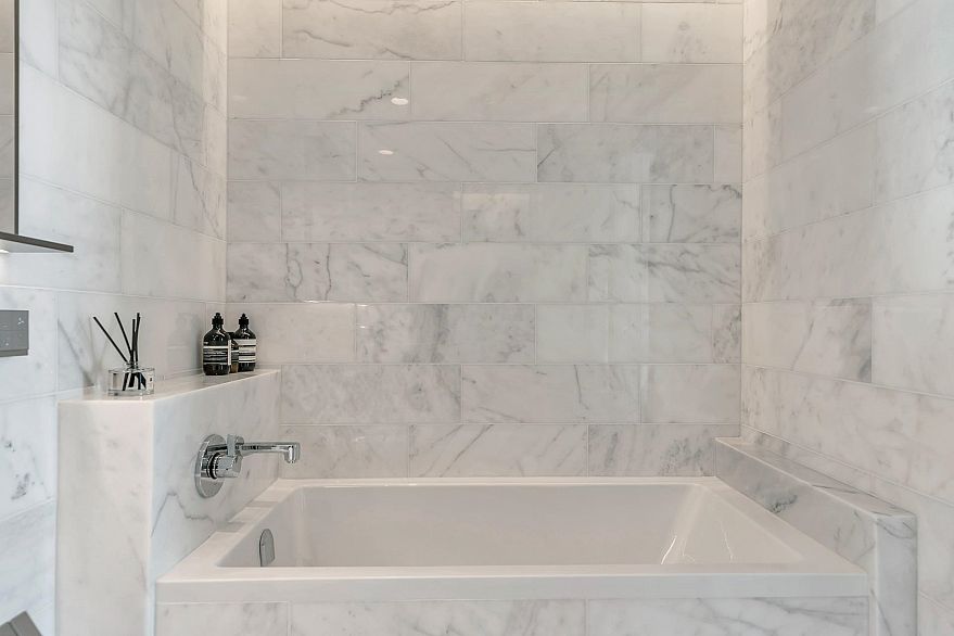 1102 1482 Robson Street