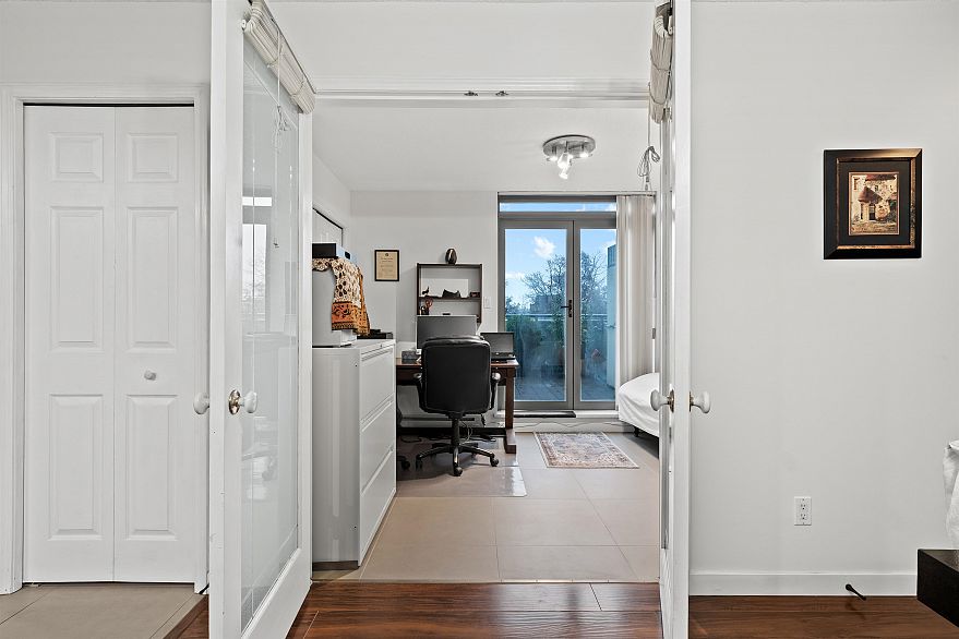 403 1159 Main Street