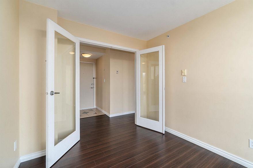 1002 2121 W 38th Avenue